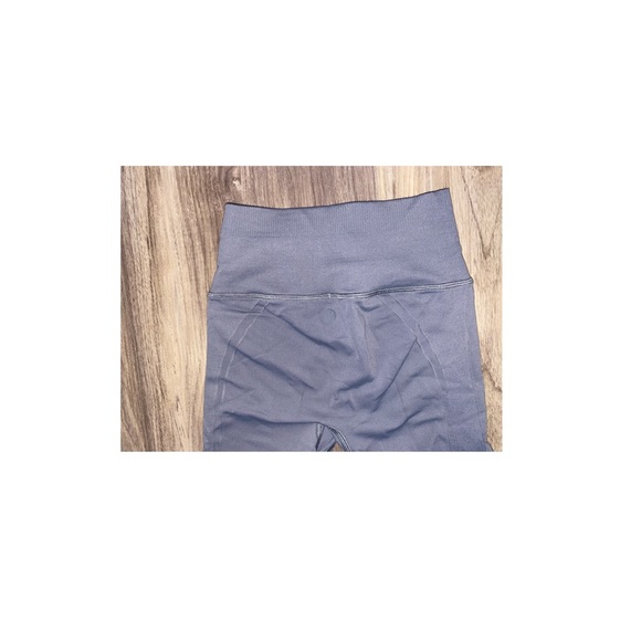 Lululemon Leggings (Grey) - Picture 4 of 4